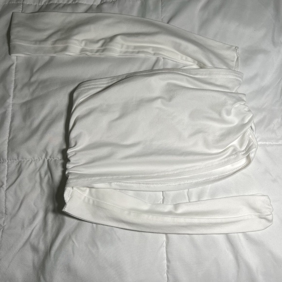 White crop top - Picture 1 of 2